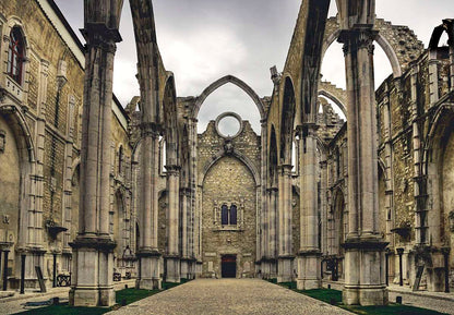 Lisbon - A walk through panoramic views and historic landmarks